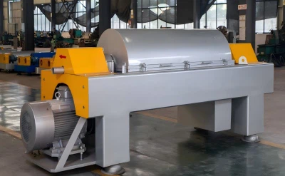 Kolmivaiheinen vaakasuora dekantterisentrifugi – ruokajätteen käsittelyopas